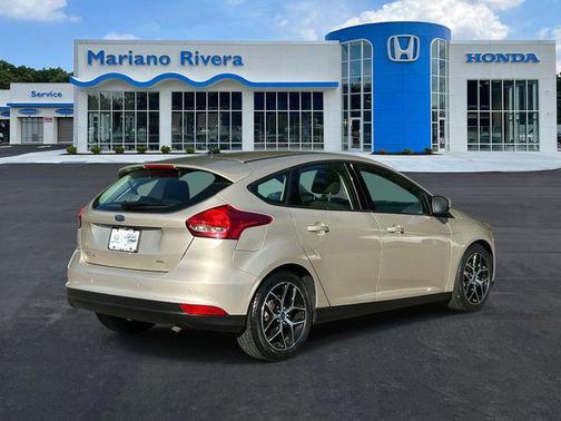White Gold Metallic 2017 Ford Focus SEL