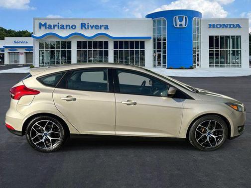 White Gold Metallic 2017 Ford Focus SEL