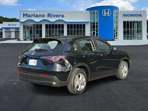 Deep Ocean Pearl 2024 Honda HR-V LX