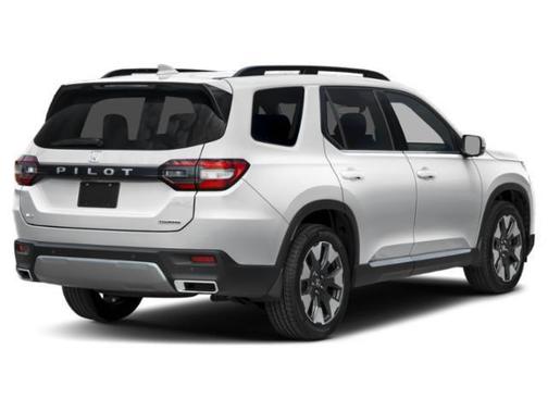Platinum White Pearl 2026 Honda Pilot Touring 8-Passenger