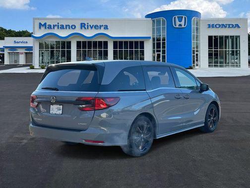 2024 Honda Odyssey Sport