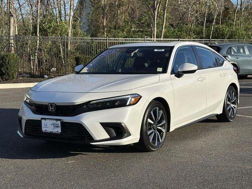 Platinum White Pearl 2024 Honda Civic EX-L