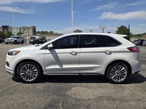 STAR WHITE 2022 Ford Edge TITANIUM