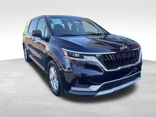 2023 Kia Carnival LX