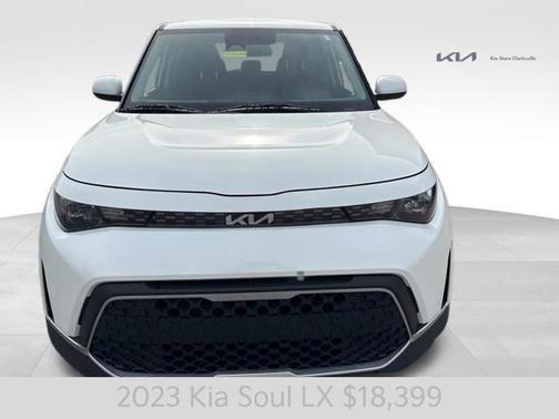 Snow White Pearl 2023 Kia Soul LX