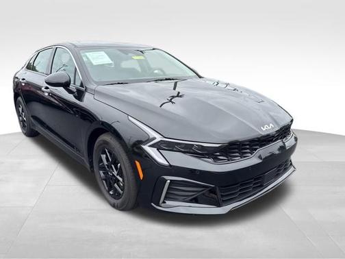 Aurora Black 2025 Kia K5 LXS
