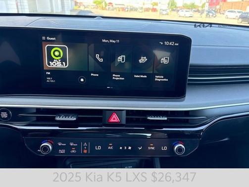 Aurora Black 2025 Kia K5 LXS