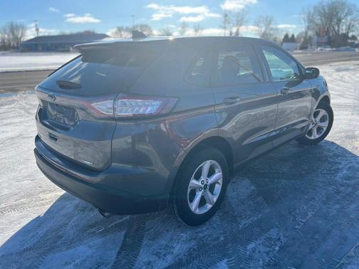 2016 Ford Edge SE