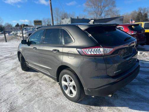 2016 Ford Edge SE