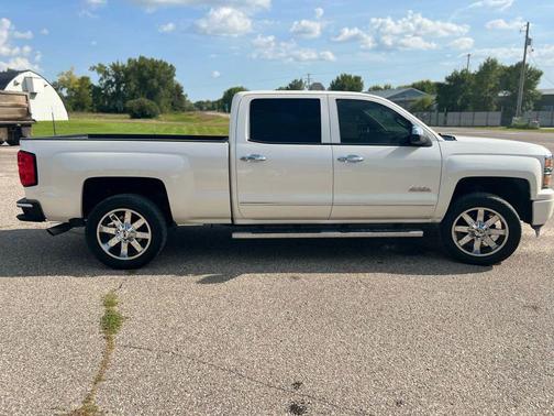 2014 Chevrolet Silverado 1500 High Country