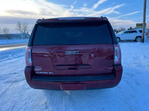 2018 GMC Yukon XL SLT