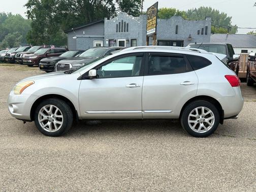 2011 Nissan Rogue SV