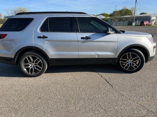 Ingot Silver Metallic 2019 Ford Explorer Sport