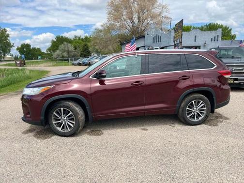 2018 Toyota Highlander SE