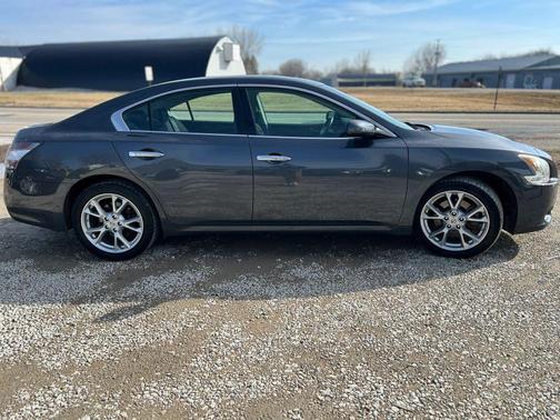 2012 Nissan Maxima S