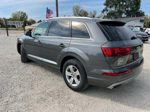 2019 Audi Q7 45 Premium Plus