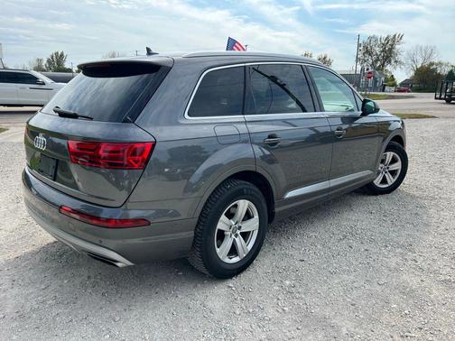 2019 Audi Q7 45 Premium Plus