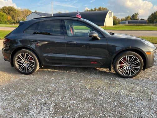 2017 Porsche Macan GTS