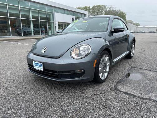 2016 Volkswagen Beetle 1.8T SEL