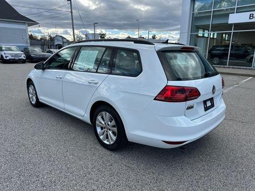 2017 Volkswagen Golf SportWagen TSI S