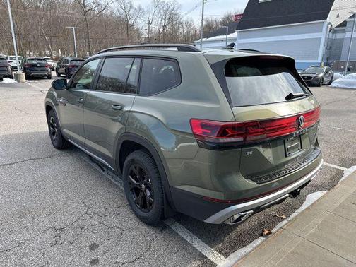 2026 Volkswagen Atlas Peak Edition