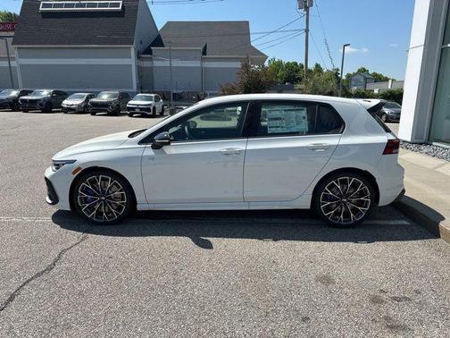 pure white 2026 Volkswagen Golf R 2.0T DSG