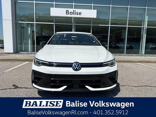 pure white 2026 Volkswagen Golf R 2.0T DSG