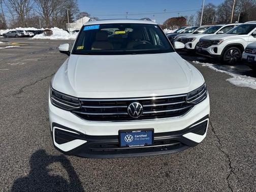 2024 Volkswagen Tiguan 2.0T SE 4MOTION