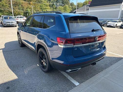 2026 Volkswagen Atlas 2.0T SE w/Technology 4MOTION