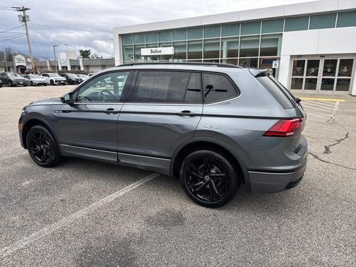 2023 Volkswagen Tiguan 2.0T SE R-Line Black 4MOTION