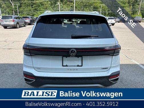 2025 Volkswagen Taos 1.5T SE