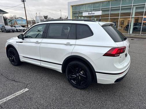 2023 Volkswagen Tiguan 2.0T SE R-Line Black 4MOTION