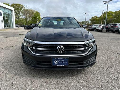 Deep Black Pearl 2024 Volkswagen Jetta 1.5T S
