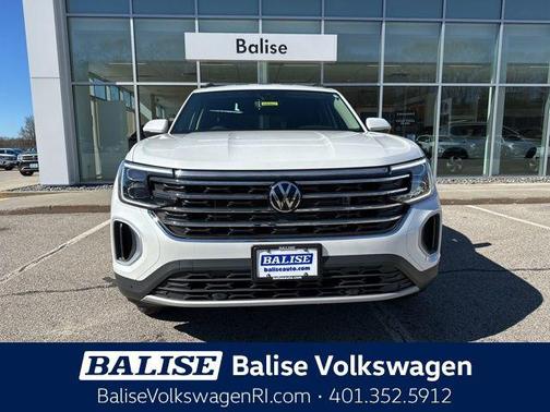 Opal White Pearl 2026 Volkswagen Atlas 2.0T SE w/Technology 4MOTION