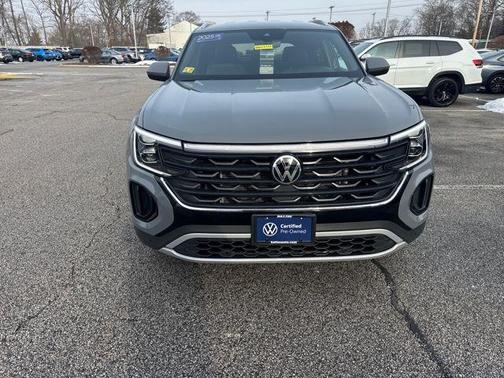 2025 Volkswagen Atlas Cross Sport 2.0T SE w/Technology 4MOTION