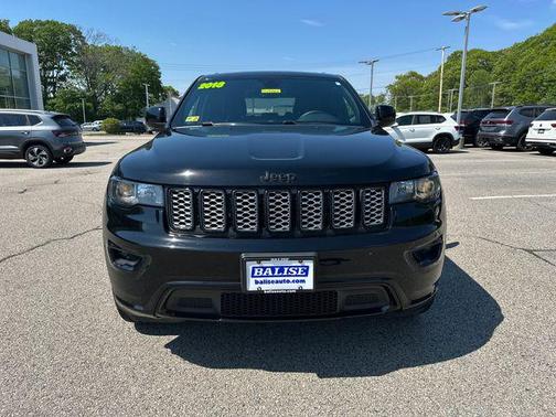 Diamond Black Crystal Pearlcoat 2018 Jeep Grand Cherokee Altitude
