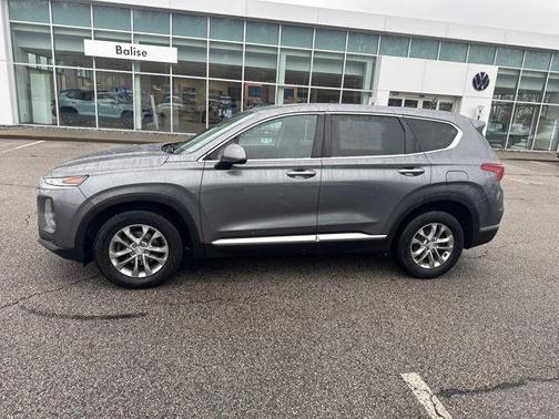 2019 Hyundai SANTA FE SE 2.4