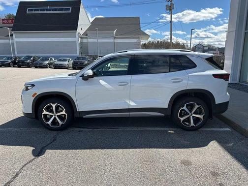 Pure White 2026 Volkswagen Tiguan 2.0T SE 4MOTION