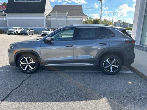 2025 Volkswagen Tiguan 2.0T SE 4MOTION