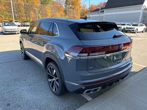 2026 Volkswagen Atlas Cross Sport 2.0T SEL Premium