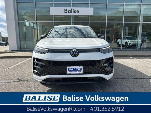 2025 Volkswagen Tiguan 2.0T SE R-Line Black 4MOTION