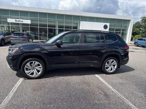 2023 Volkswagen Atlas 3.6L SE w/Technology