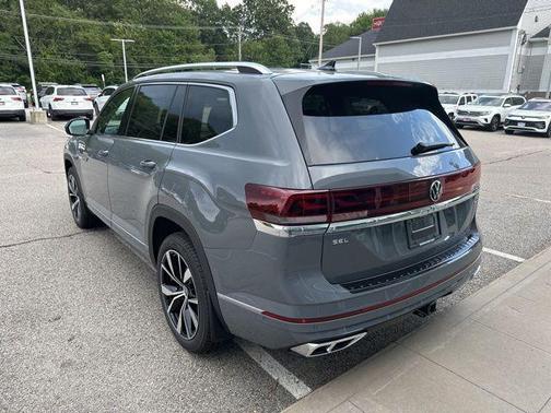 2025 Volkswagen Atlas 2.0T SEL Premium R-Line 4MOTION