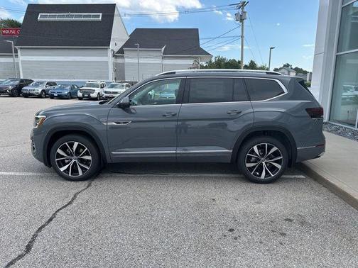 2025 Volkswagen Atlas 2.0T SEL Premium R-Line 4MOTION