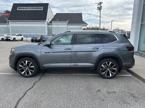 2025 Volkswagen Atlas 2.0T SEL Premium R-Line 4MOTION