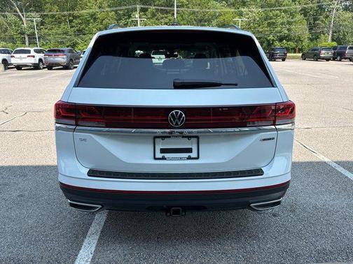 2025 Volkswagen Atlas 2.0T SE w/Technology 4MOTION