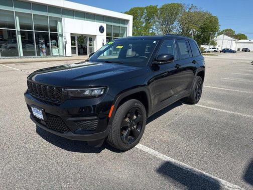 2024 Jeep Grand Cherokee Altitude