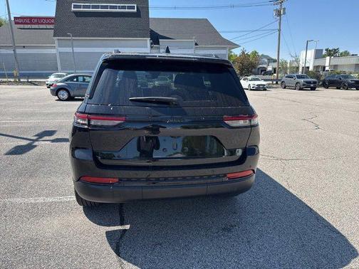 2024 Jeep Grand Cherokee Altitude