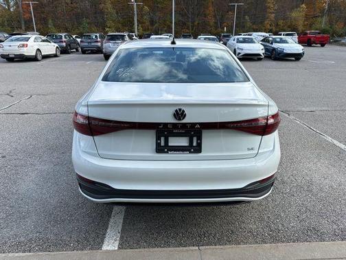 2025 Volkswagen Jetta 1.5T SE