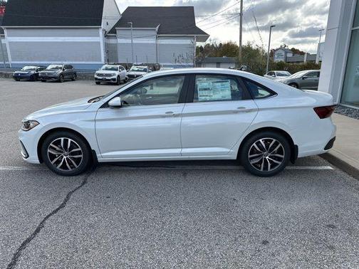 2025 Volkswagen Jetta 1.5T SE